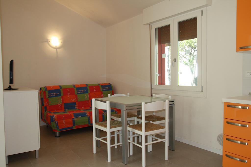 Villaggio Solveig Family Apartments Lido di Jesolo Room photo