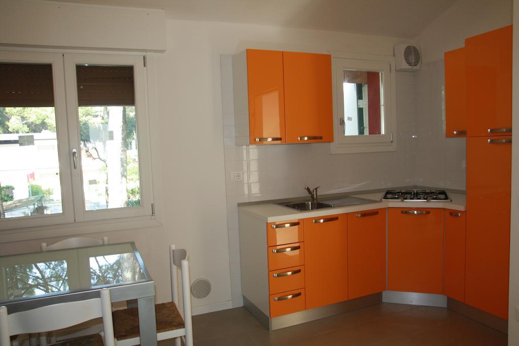 Villaggio Solveig Family Apartments Lido di Jesolo Room photo